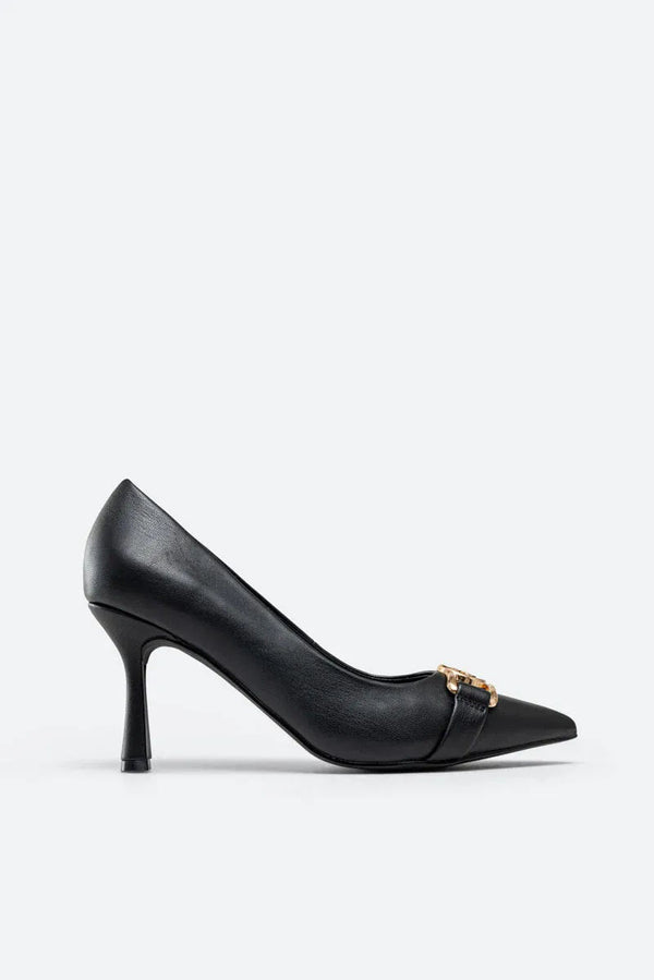 Miranda Décolleté in Black Synthetic Leather