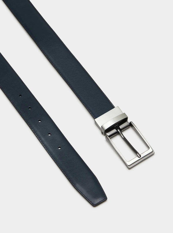 Cintura in pelle double face.