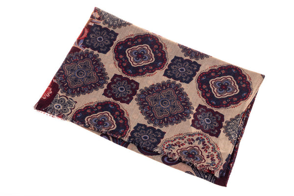 Beige and blue scarf in pure wool pattern