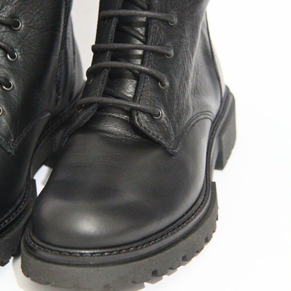 MastroDomenico Women's Handcrafted Ankle Boots – Black 