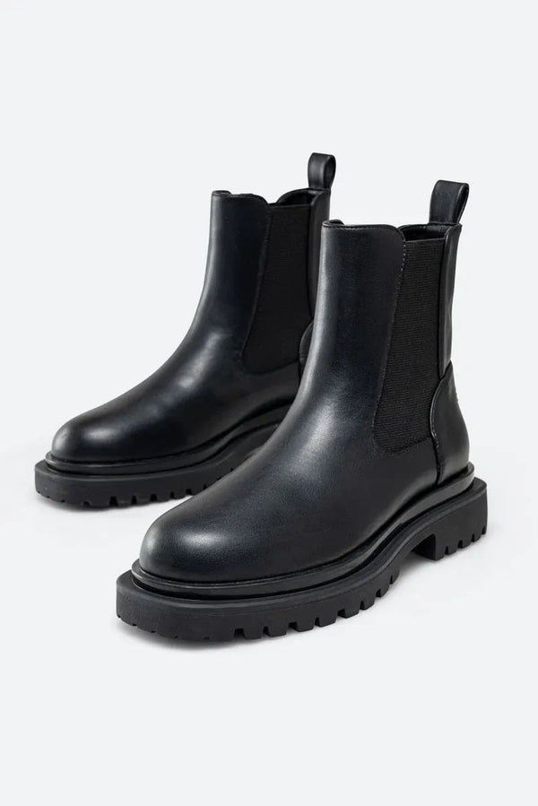 Black Chelsea Boots