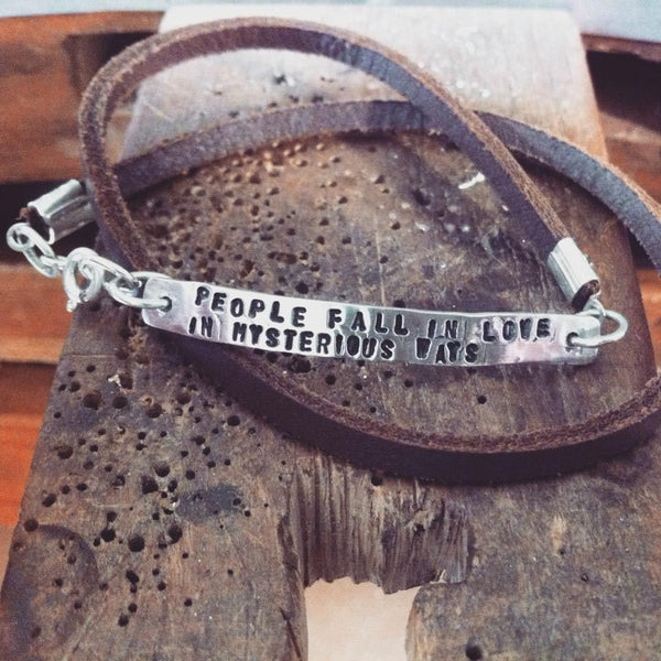 LEATHER AND SILVER BRACELET