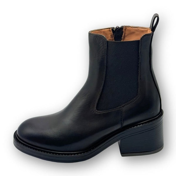 MastroDomenico Women's Handmade Low Ankle Boots - Testa di Moro 