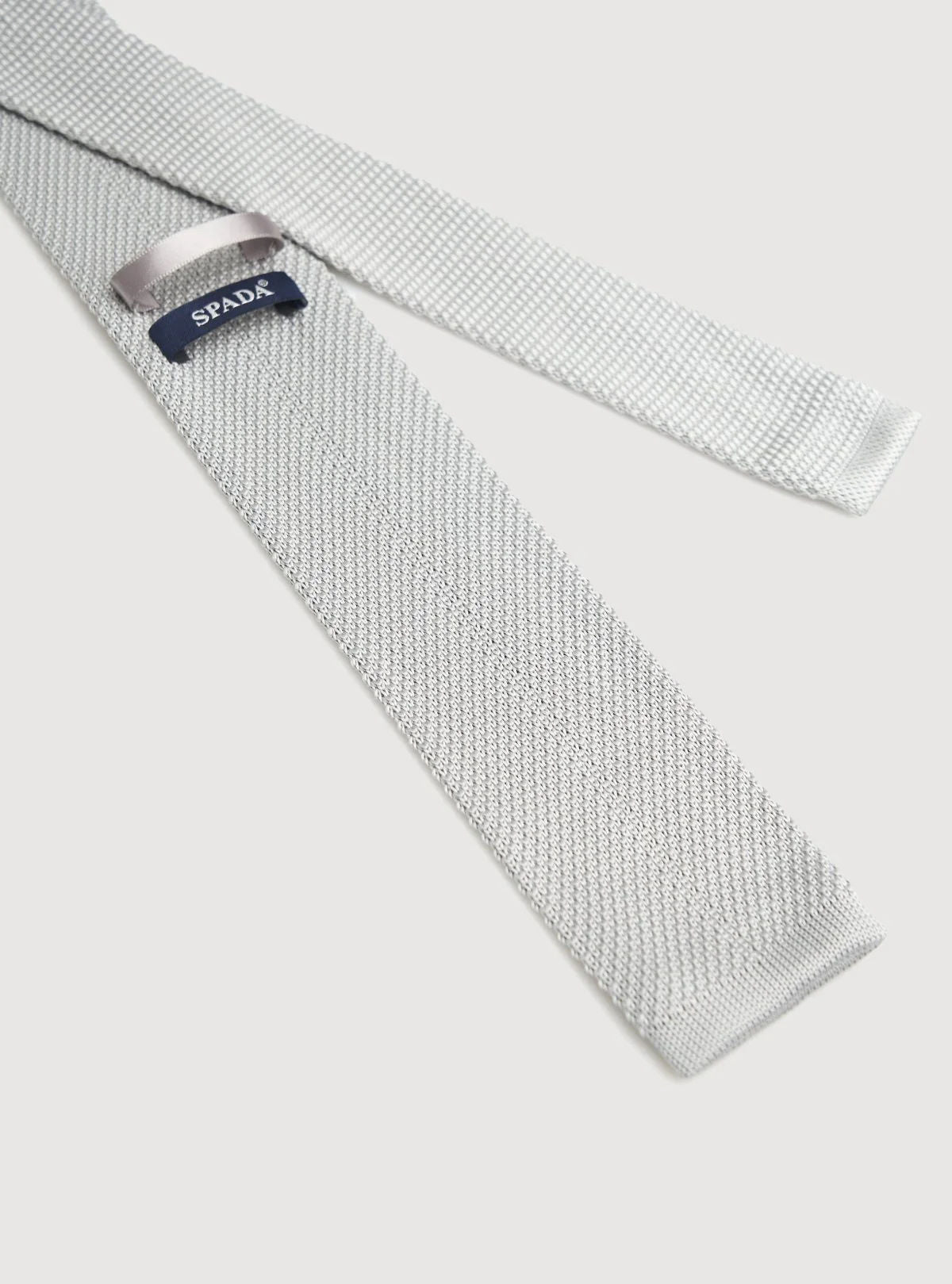 Knitted tie