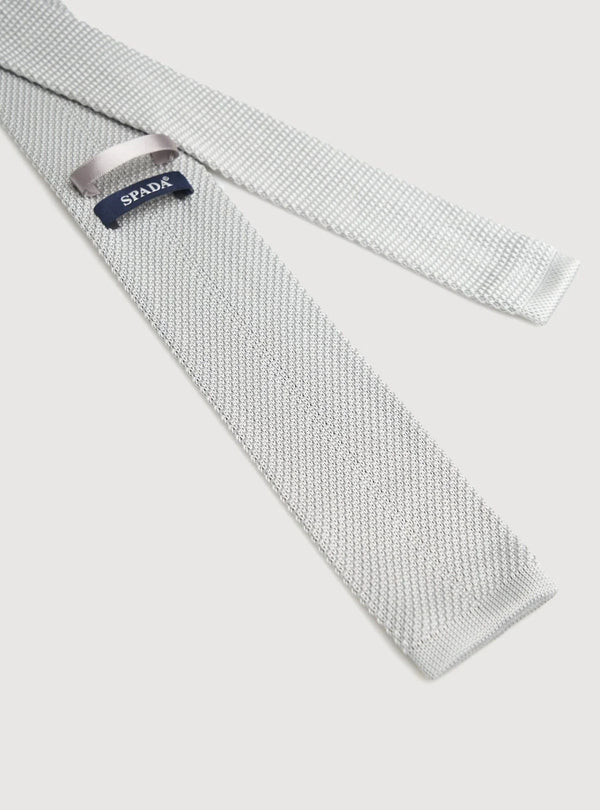Knitted tie