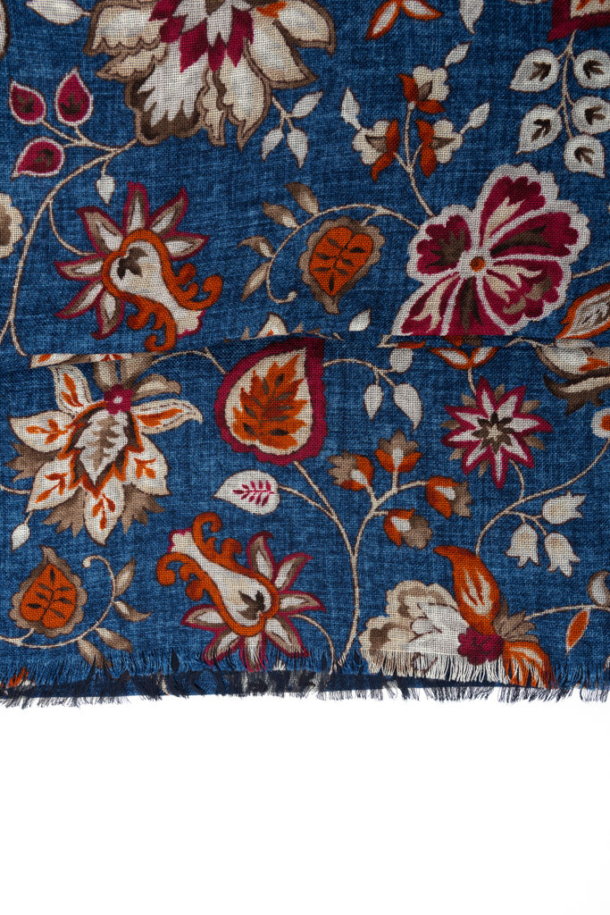 Double layer scarf in blue floral pattern pure wool