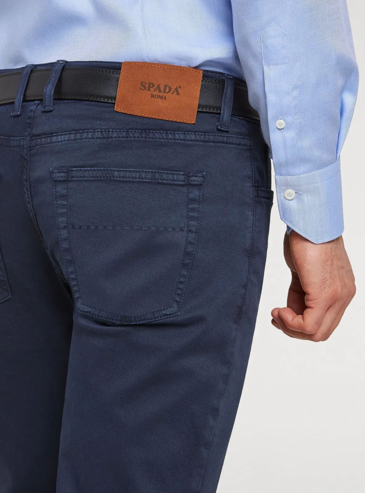 Pantalone 5 tasche in gabardine di cotone