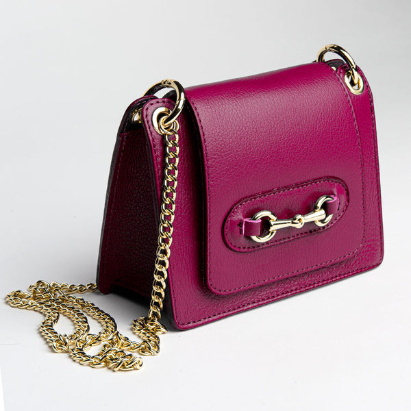 FIONA - leather messenger bag with burgundy clip