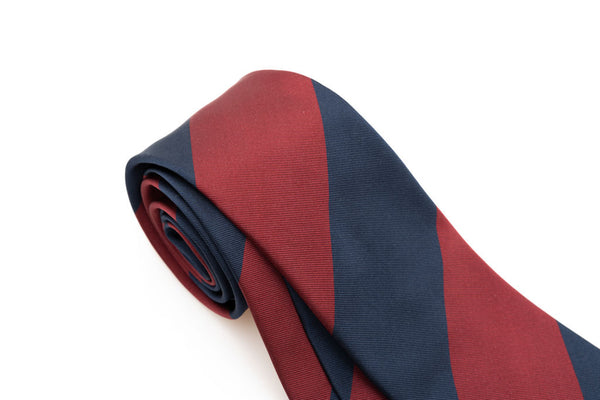Cravatta a righe blu e bordeaux
