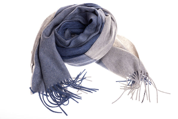 Blue checked scarf in pure cashmere