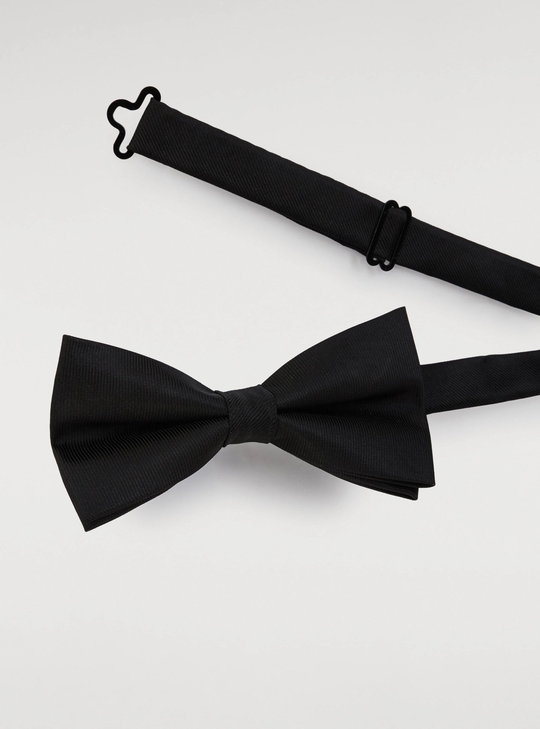 Silk Bow Tie