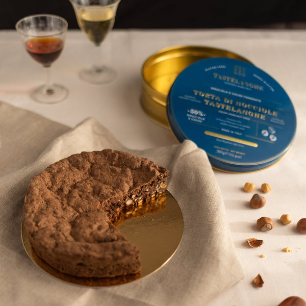 Tastëlanghe Hazelnut Cake (Cake Box)