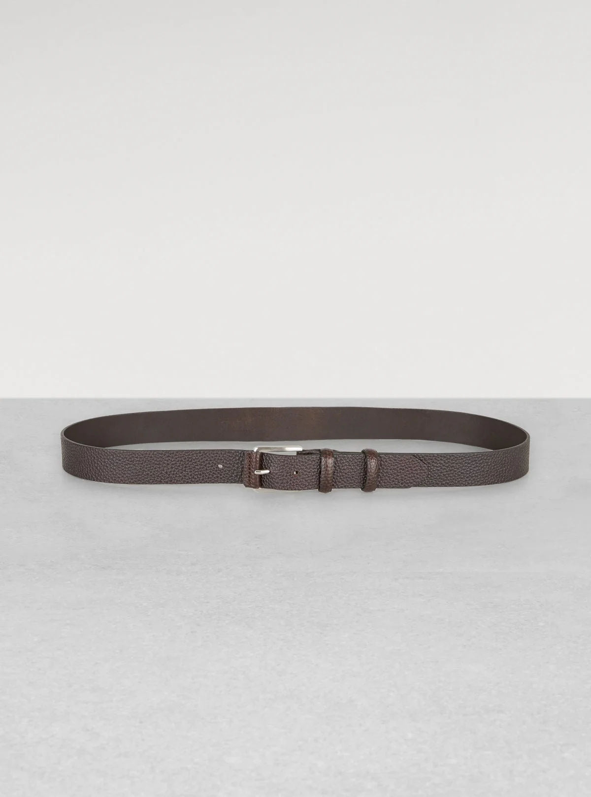 Hammered leather belt