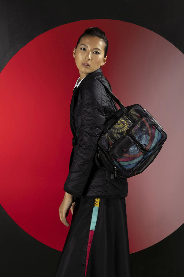 Bag with double front pocket
