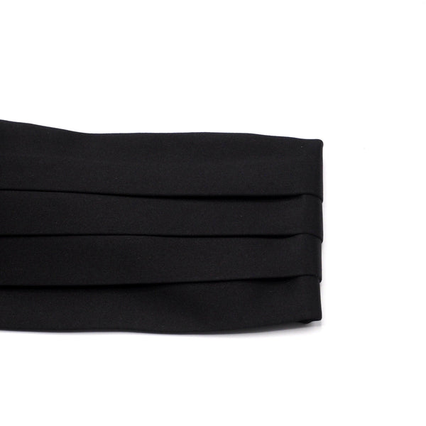 Black cummerbund