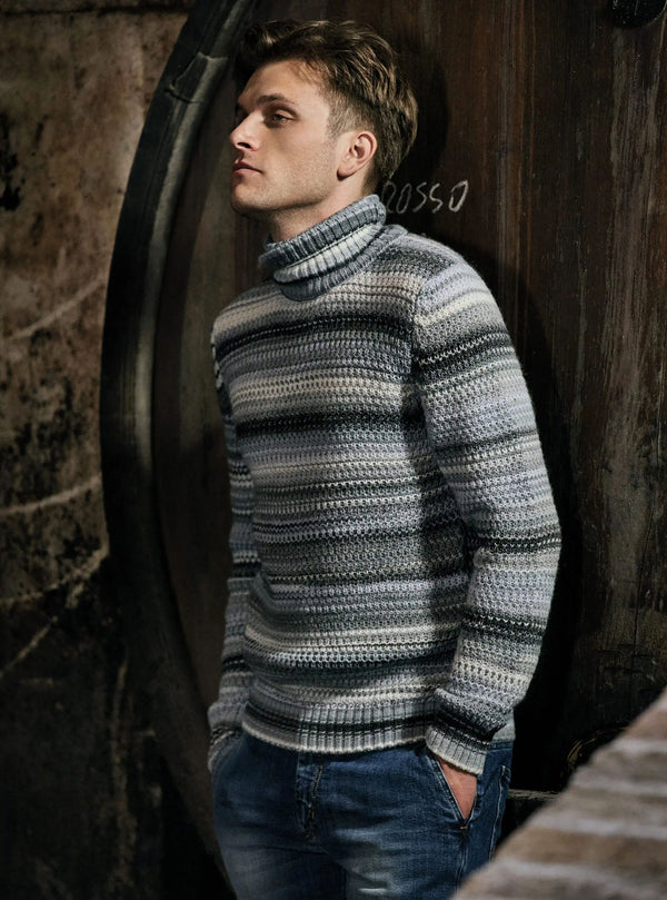 TURTLENECK WITH PRINTED YARN AND COB WORKMANSHIP