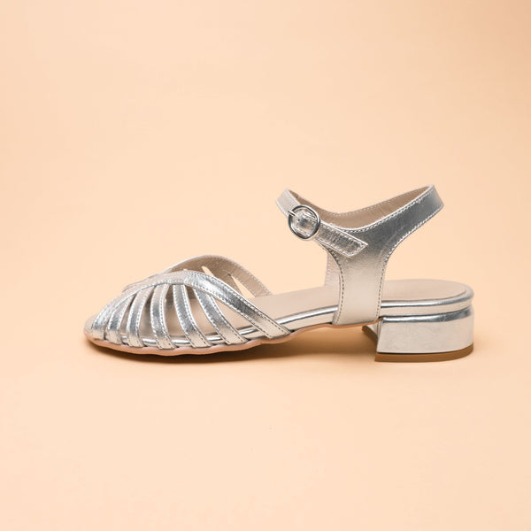 Lucrezia sandal in silver laminated leather