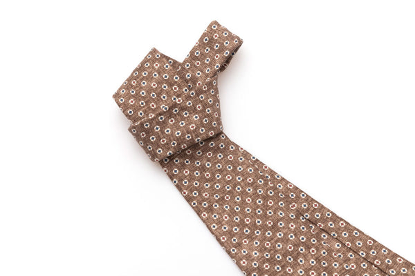Brown micro-patterned tie in pure silk