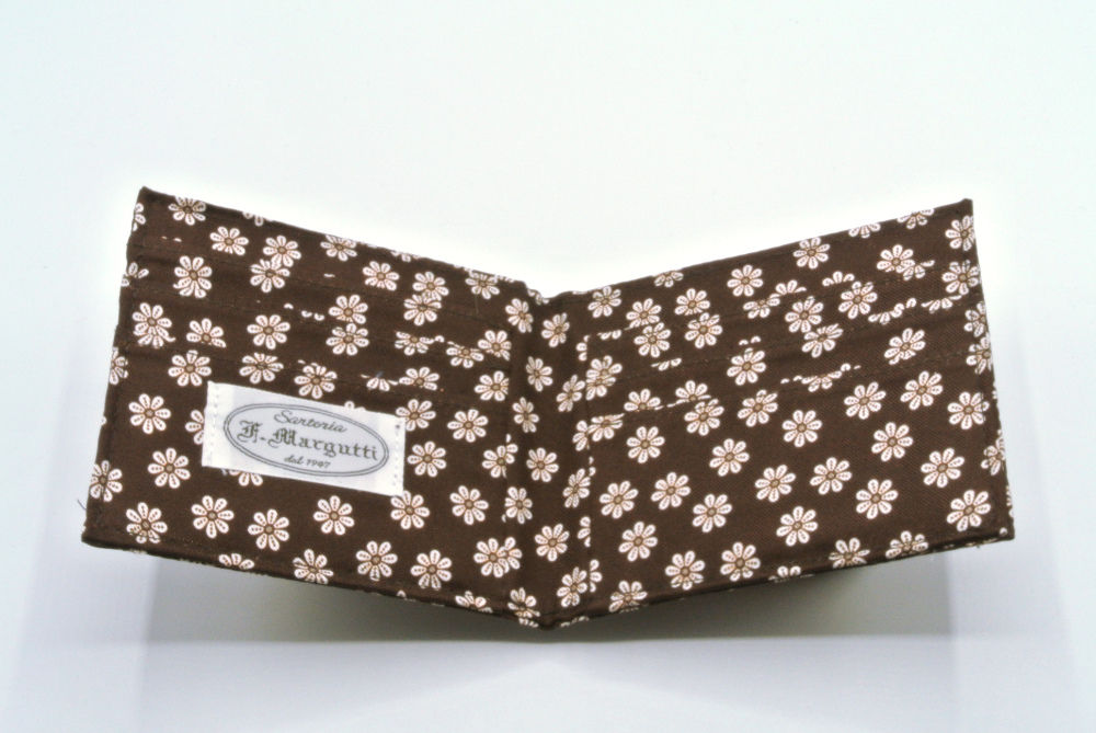 Brown card holder in pure silk