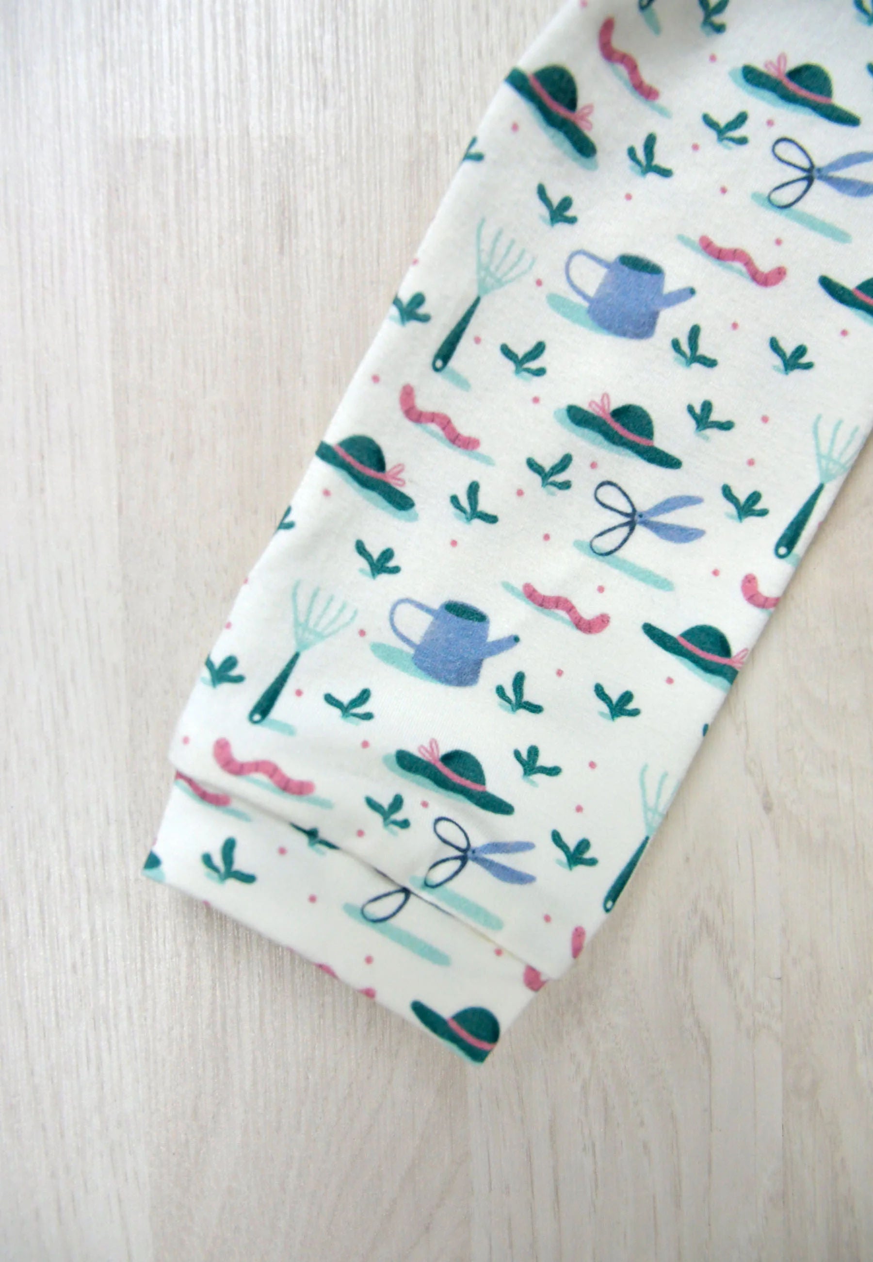 Two Piece Bamboo Pajamas - In the Garden - Blue Balloon