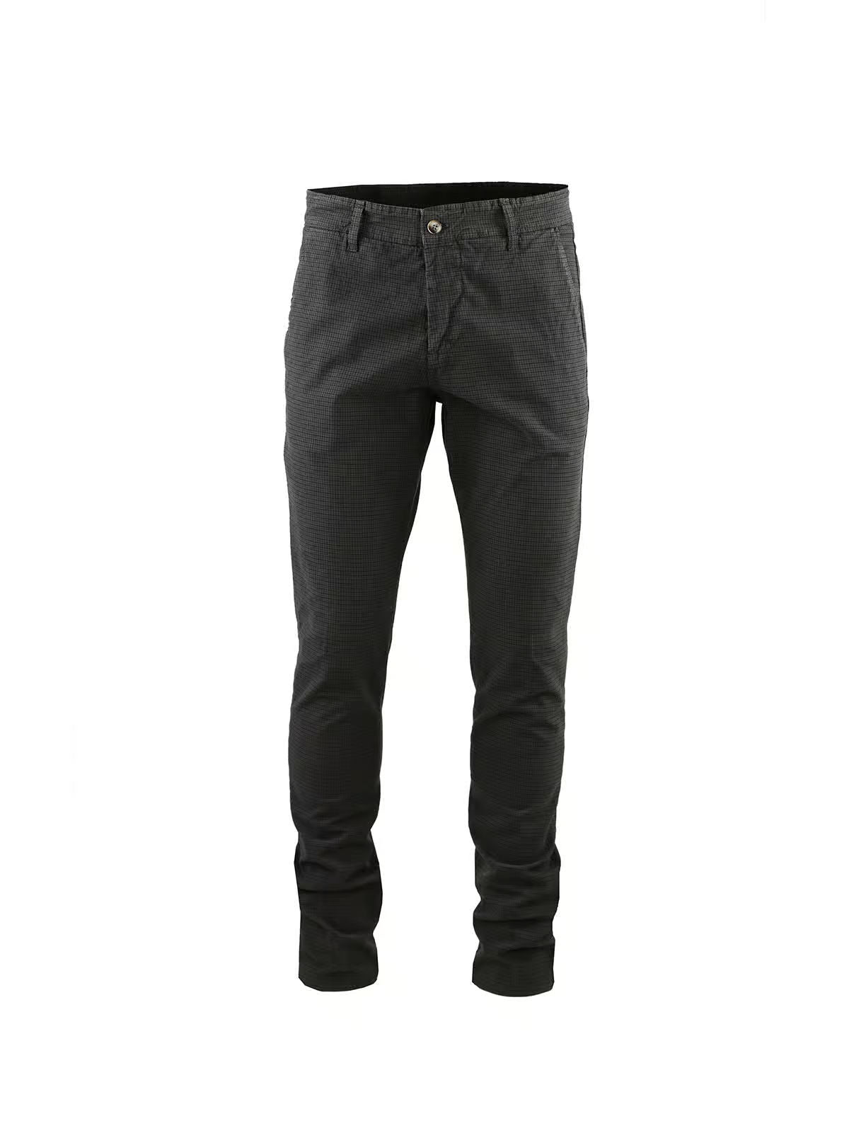 TROUSERS WITH HOUNDSTOOTH PATTERN