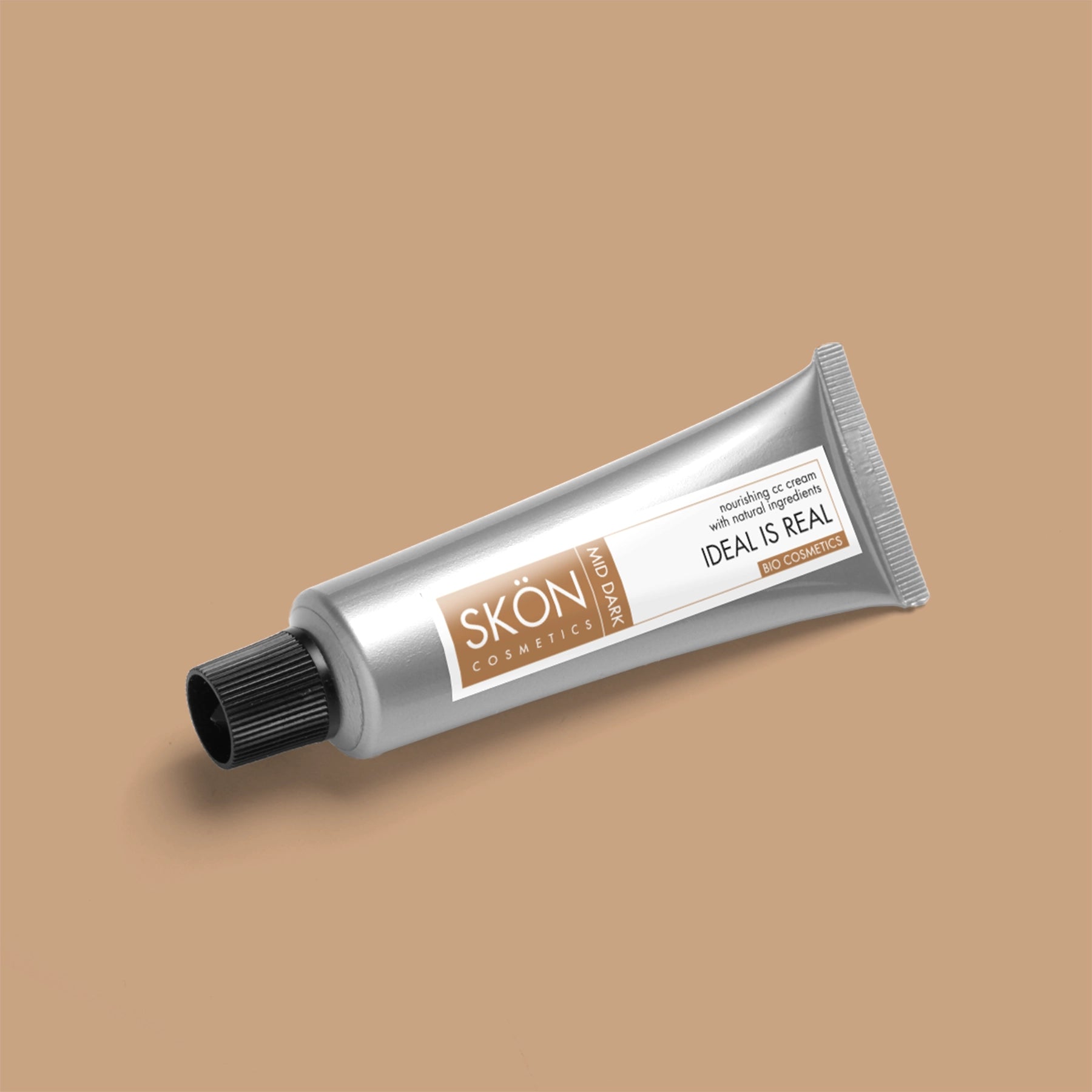 CC Cream uniforming and mattifying
