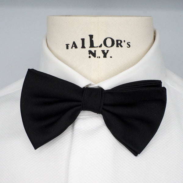 Elegant black bow tie