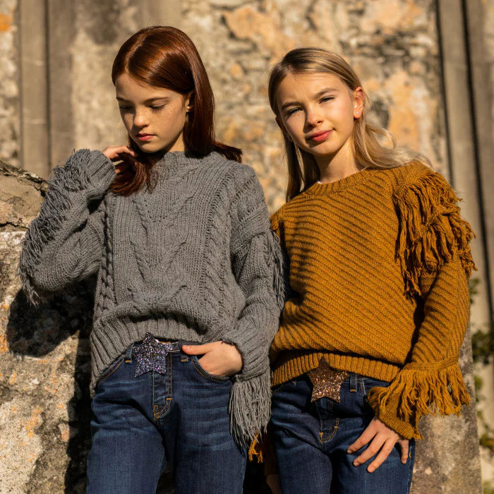MAGLIONE CON FRANGE