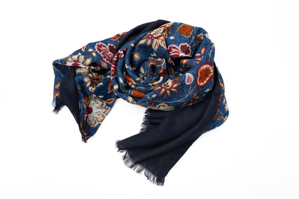 Double layer scarf in blue floral pattern pure wool