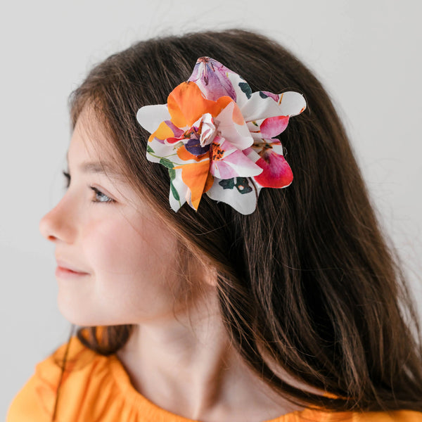 FANTASY FABRIC FLOWER CLIP