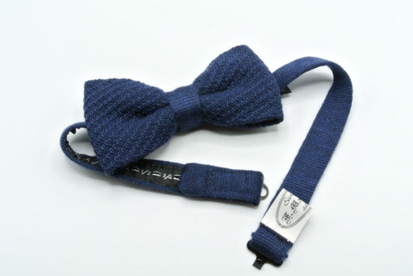 Midnight blue pure wool bow tie