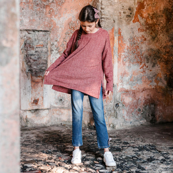 SOFT RIBBED FABRIC SWEATER