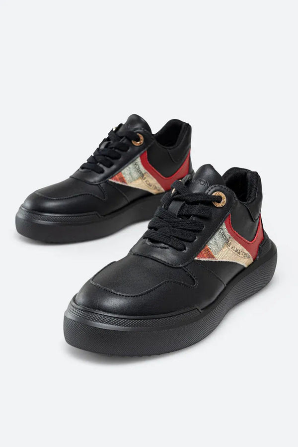 Leon Classic Black Sneaker