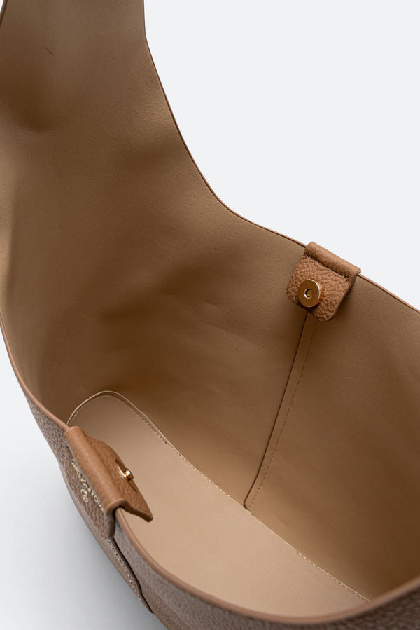Hobo Bag Delia Large Tan