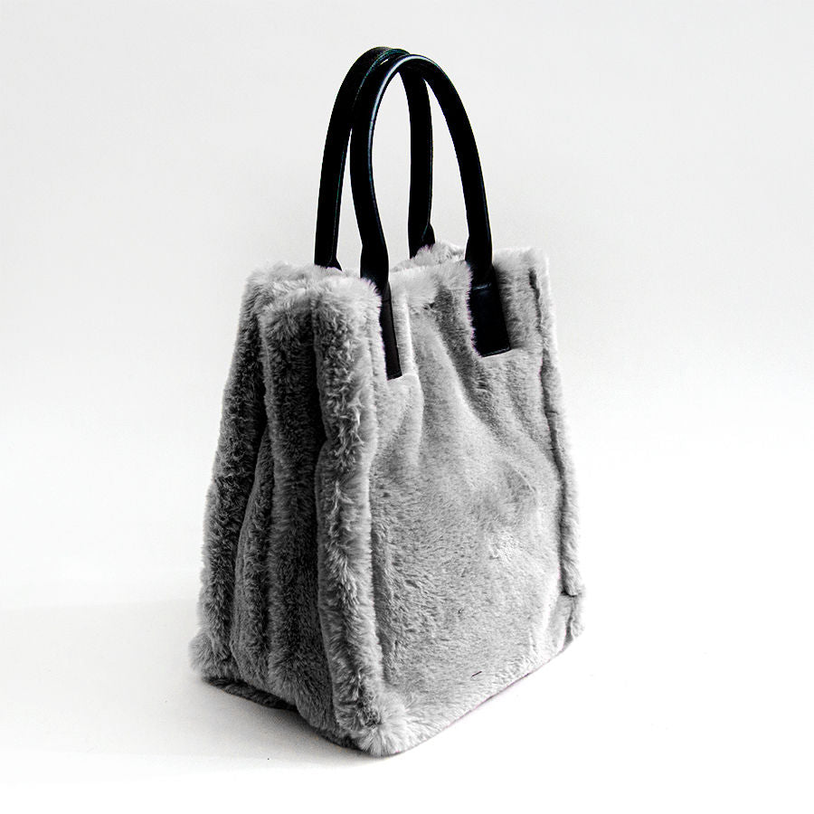 TRUDY BIG - grey faux fur shopping bag