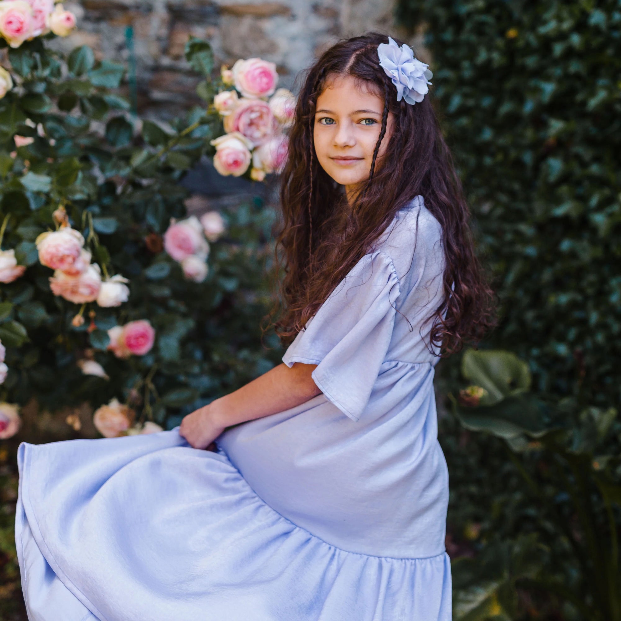 LILAC SILK HAND DRESS