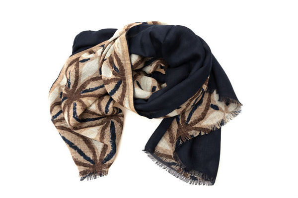 Beige double layer scarf in pure wool pattern