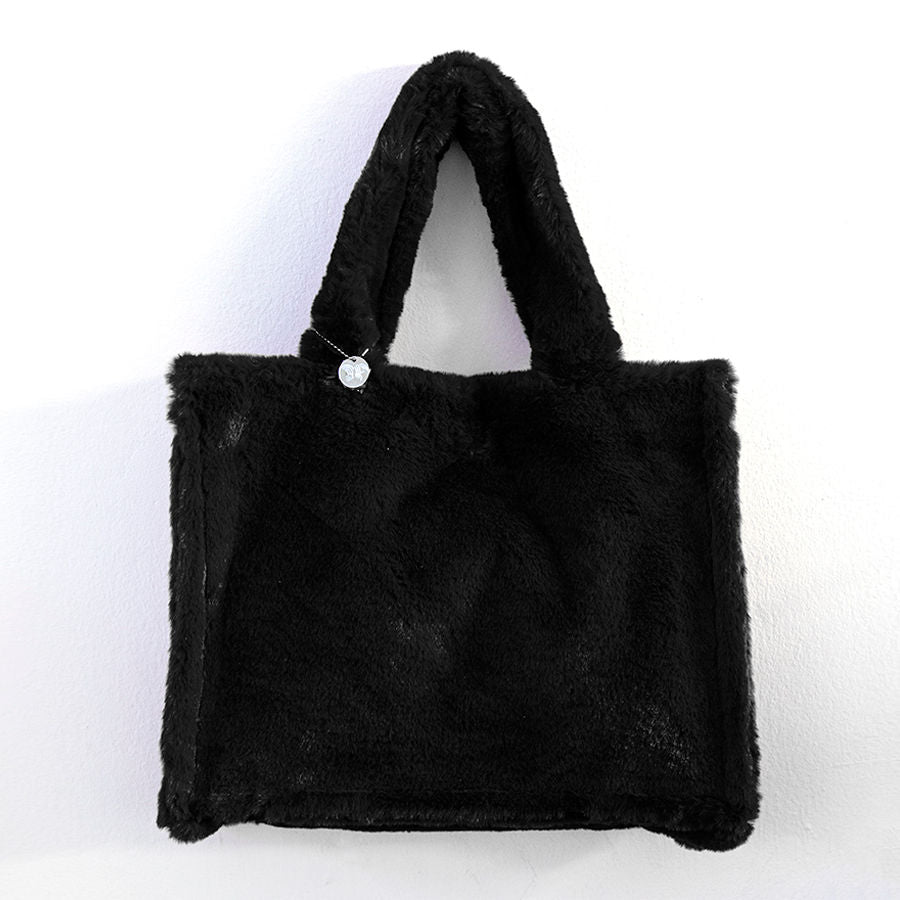 FLUFFY AM - Maxi shopping bag in black eco-fur