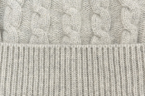 Light grey pure cashmere hat