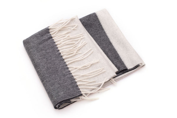Cashmere fringe scarf
