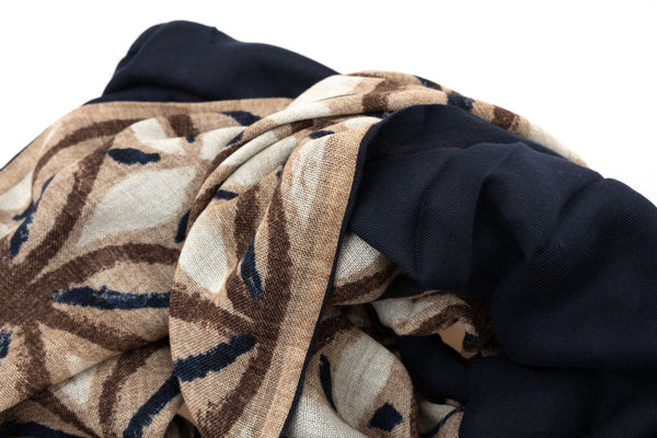 Beige double layer scarf in pure wool pattern